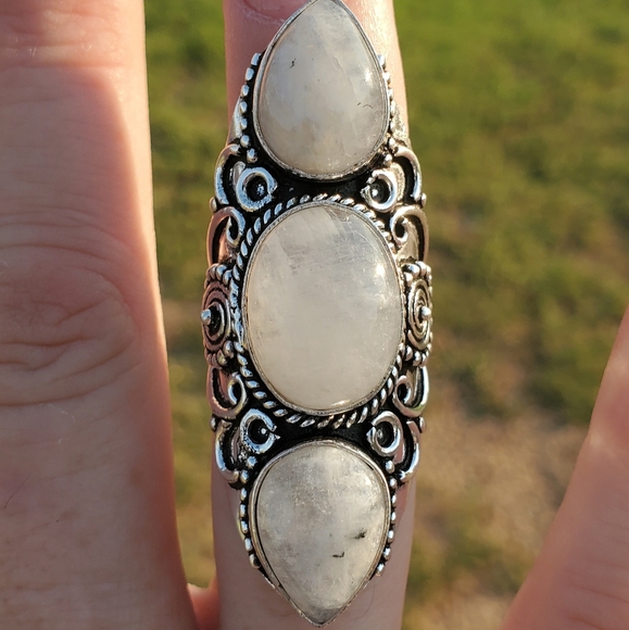 New Rainbow Moonstone 925 Silver Statement Ring. - Picture 11 of 12